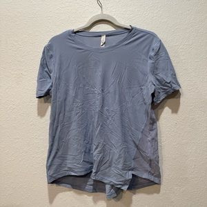 Lululemon t-shirt